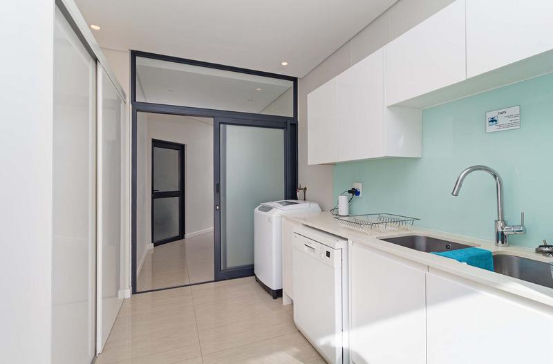 7 Bedroom Property for Sale in Llandudno Western Cape